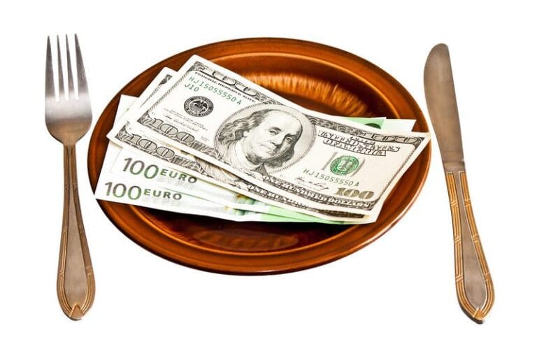 How do you become rich in the restaurant business?
