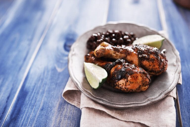 3 Reasons to Look into Buying A Food Franchise