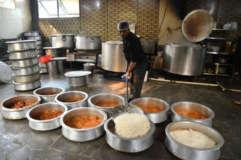 How Do You Differentiate Hyderabadi Biryani from Awadhi Biryani? Elaborate Comparisons