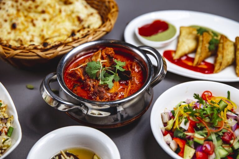 The Ultimate Guide to Investing in a Veg Restaurant Franchise in India