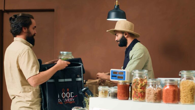 What Is a Franchise? A Beginner’s Guide for Indian Entrepreneurs